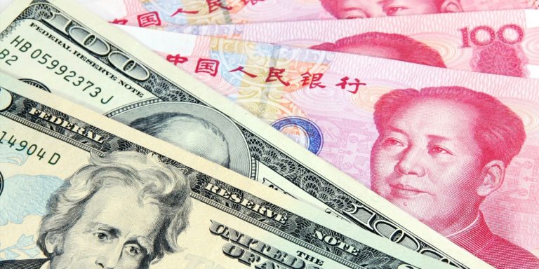 Азиатские валюты ослабли на фоне стабильного доллара